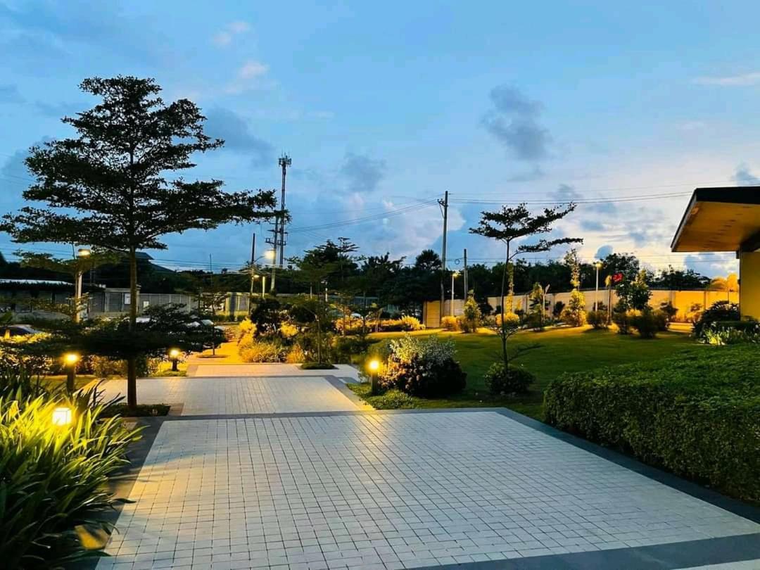Avida Atria T2-F ,5Mins To Festive Walk And 4 Mins To Iloilo Convention Center Aparthotel Exterior photo